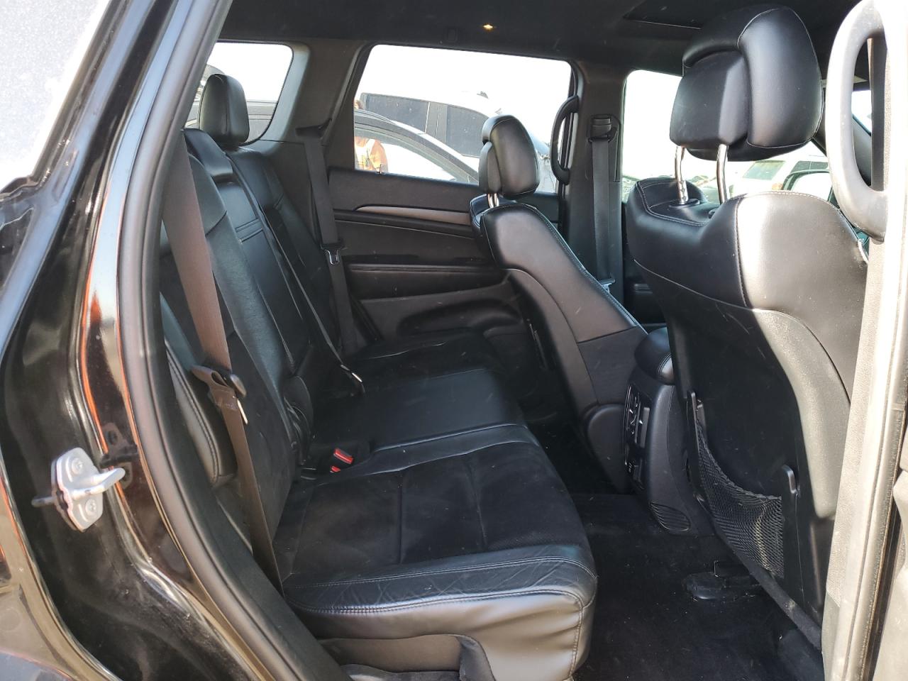 1C4RJFAG3HC792481 2017 Jeep Grand Cherokee Laredo