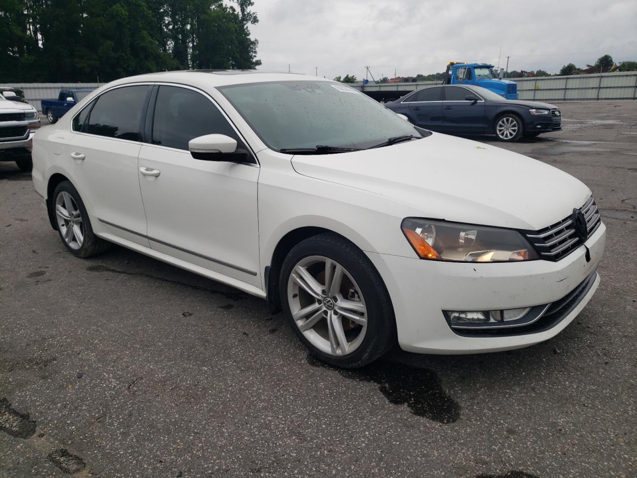 2013 Volkswagen Passat Se vin: 1VWBN7A37DC127227