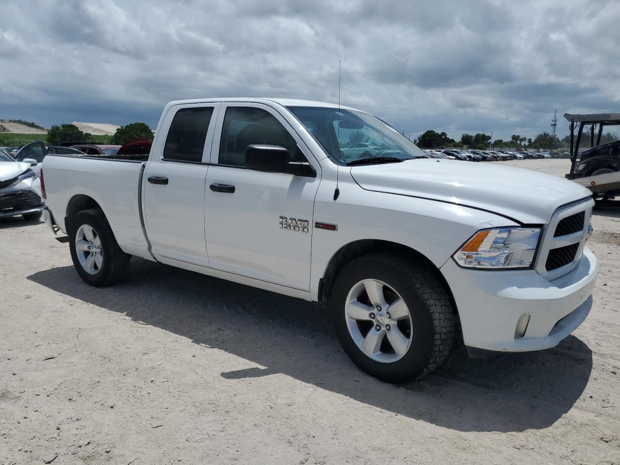 2015 Ram 1500 Hfe vin: 1C6RR6ZM8FS638247