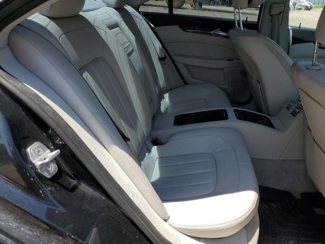 WDDLJ6HB3FA144301 2015 Mercedes-Benz Cls 400 4Matic