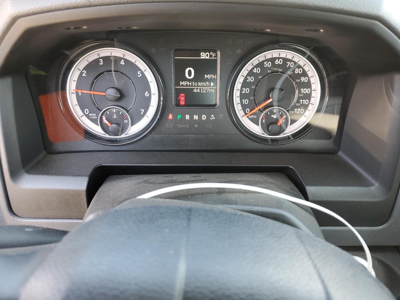 3C6JR6DT5KG659912 2019 Ram 1500 Classic Tradesman