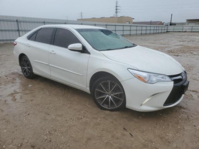 VIN 4T1BF1FK8FU043231 2015 Toyota Camry, LE no.4