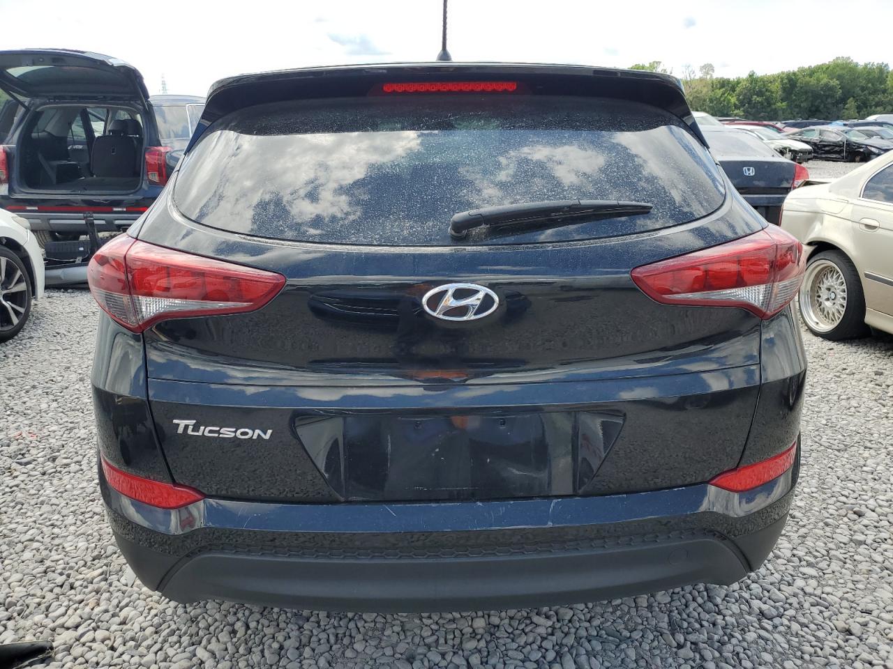 2018 Hyundai Tucson Se vin: KM8J23A40JU632889