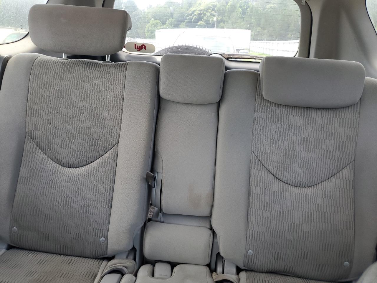 2T3BF4DV0BW087515 2011 Toyota Rav4