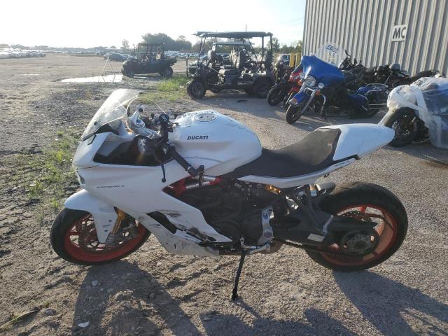 2018 DUCATI SUPERSPORT ZDMVABDS1JB003591