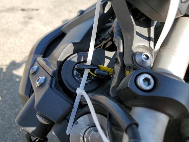 2016 YAMAHA FZ09 C JYARN33Y9GA002776