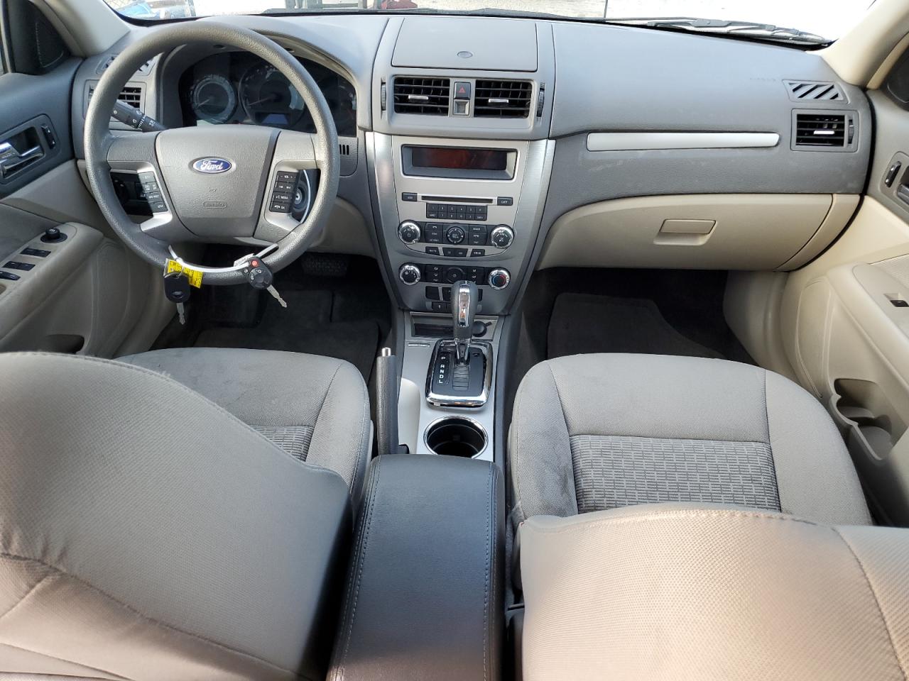 3FAHP0HA5AR208166 2010 Ford Fusion Se