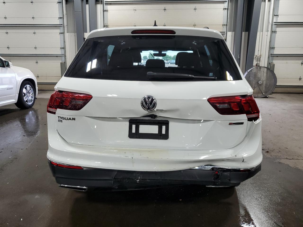 3VV2B7AX1LM071394 2020 Volkswagen Tiguan Se