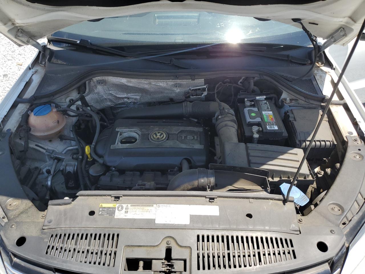 WVGAV7AXXHW511083 2017 Volkswagen Tiguan S