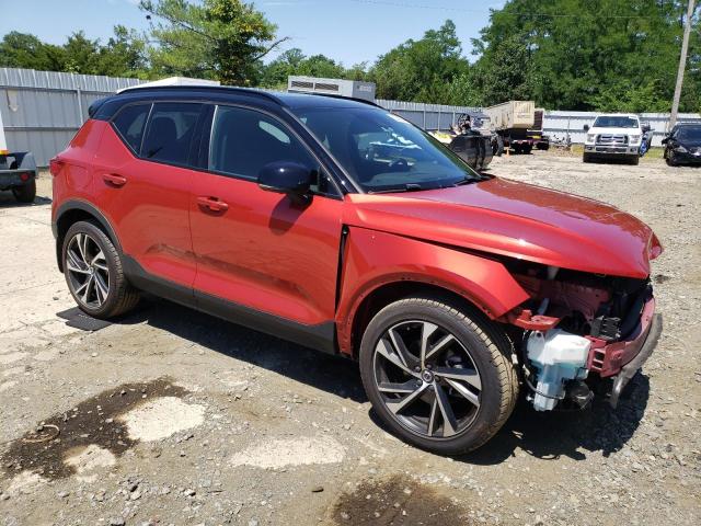 2021 Volvo Xc40 T5 R-Design VIN: YV4162UMXM2570168 Lot: 62889044