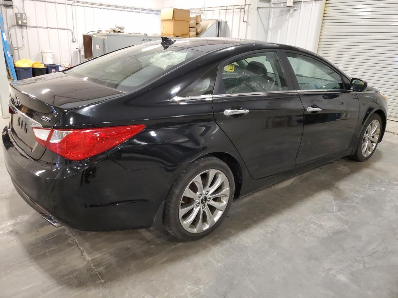 5NPEC4AB8DH536532 2013 Hyundai Sonata Se