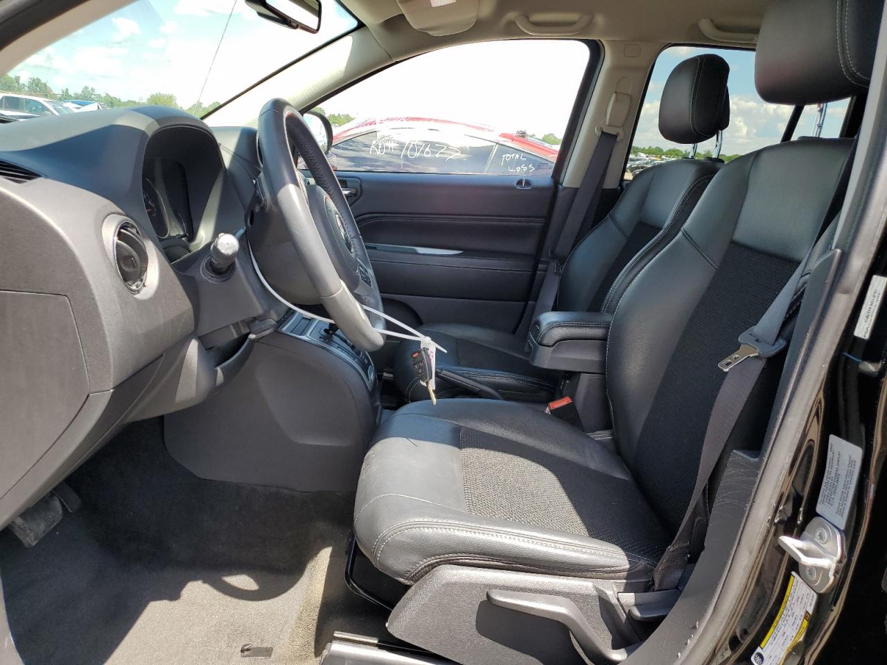 1C4NJCEA1HD116107 2017 Jeep Compass Latitude