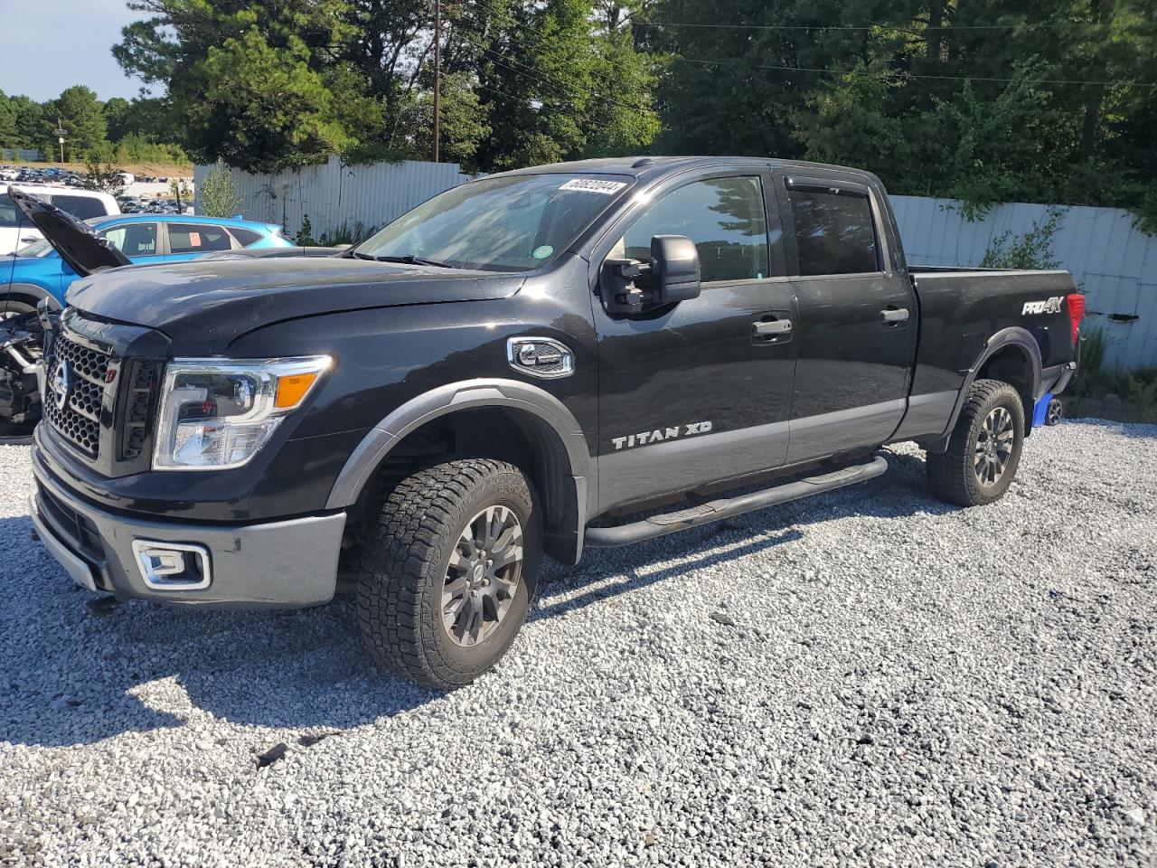 2017 Nissan Titan Xd Sl vin: 1N6BA1F41HN552737