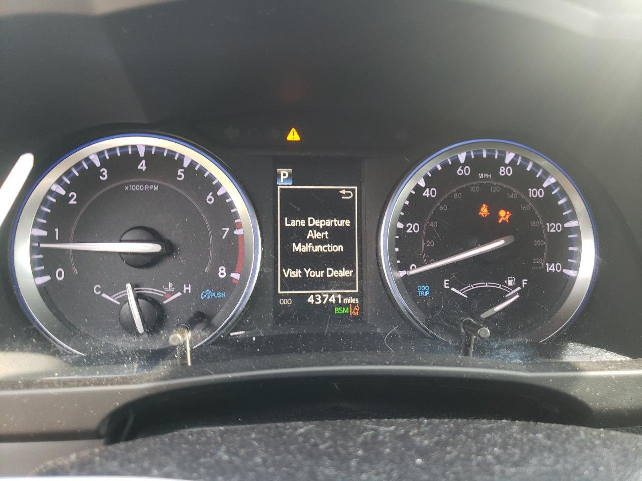 5TDJZRFH6KS596212 2019 Toyota Highlander Se