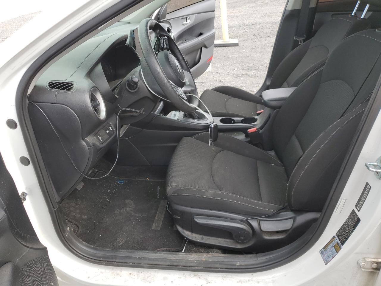 3KPF24ADXME320422 2021 Kia Forte Fe