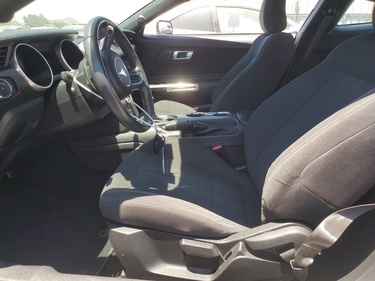 1FA6P8TH2K5112364 2019 Ford Mustang