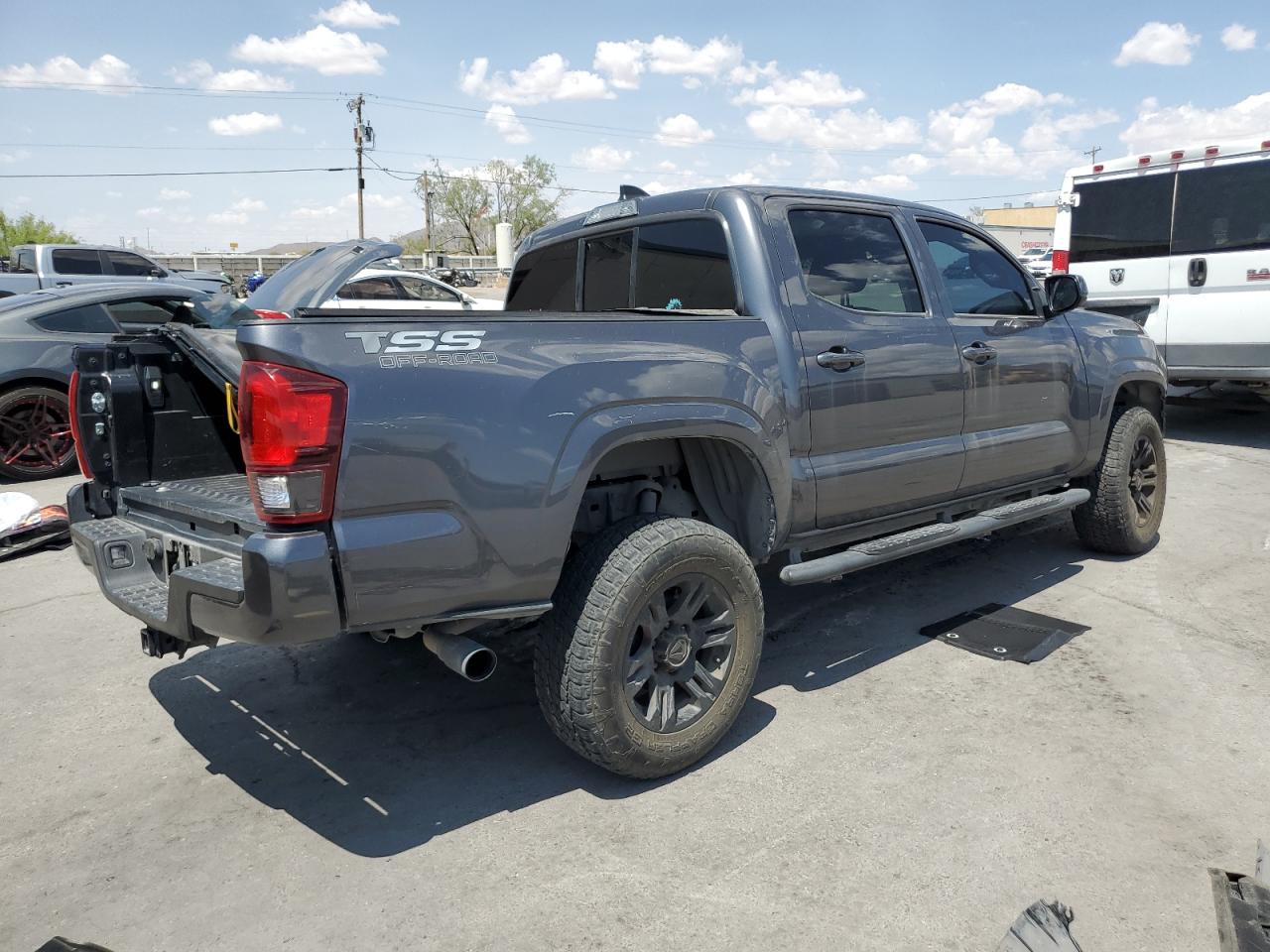 Lot #2940711292 2022 TOYOTA TACOMA DOU