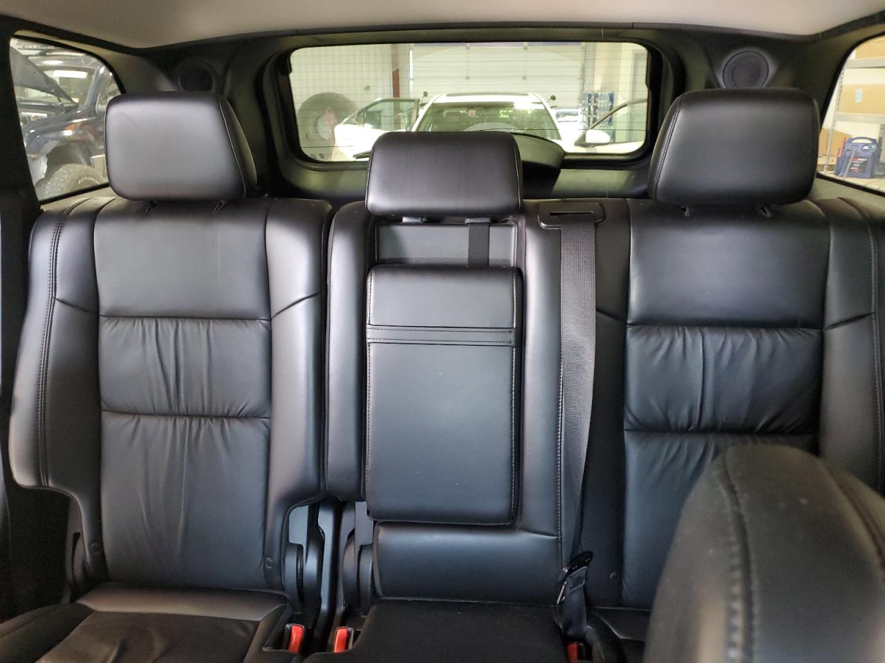 1J4RR4GT4BC547725 2011 Jeep Grand Cherokee Laredo