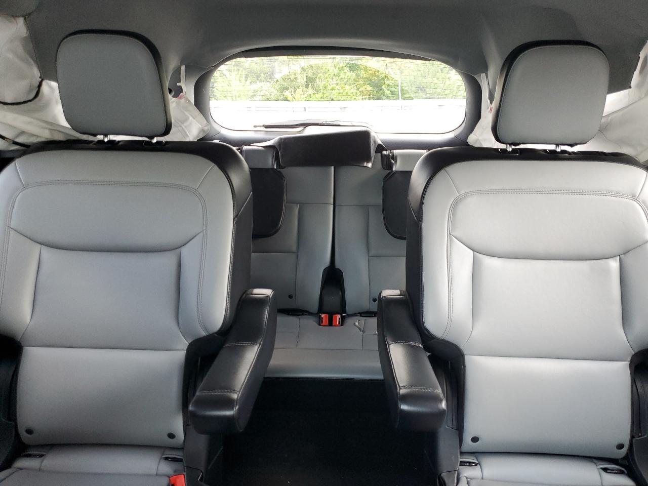 1FMSK8DHXMGA90672 2021 Ford Explorer Xlt