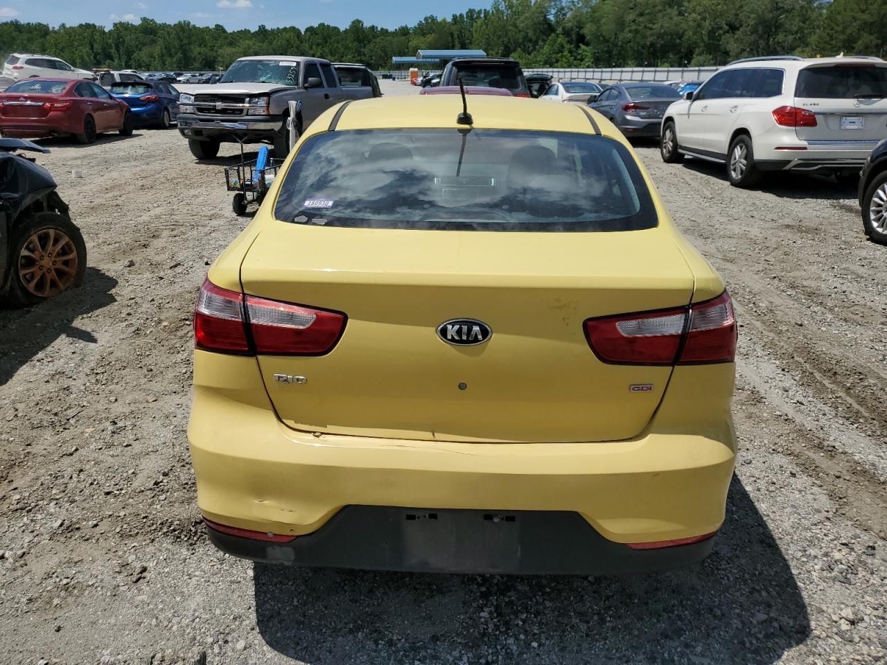 KNADM4A30G6663661 2016 Kia Rio Lx