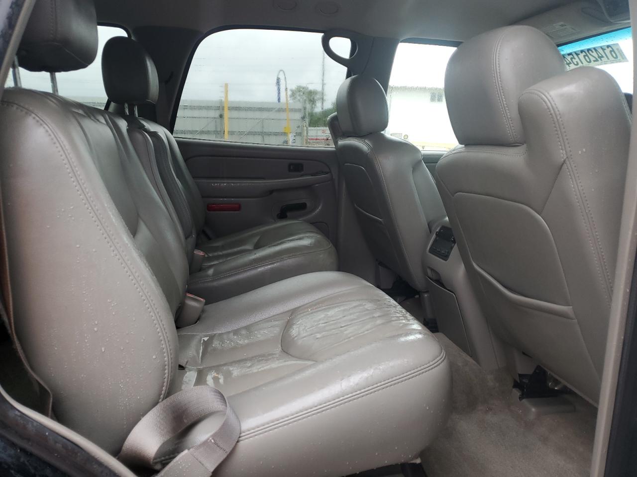 1GNEK13T75R205630 2005 Chevrolet Tahoe K1500