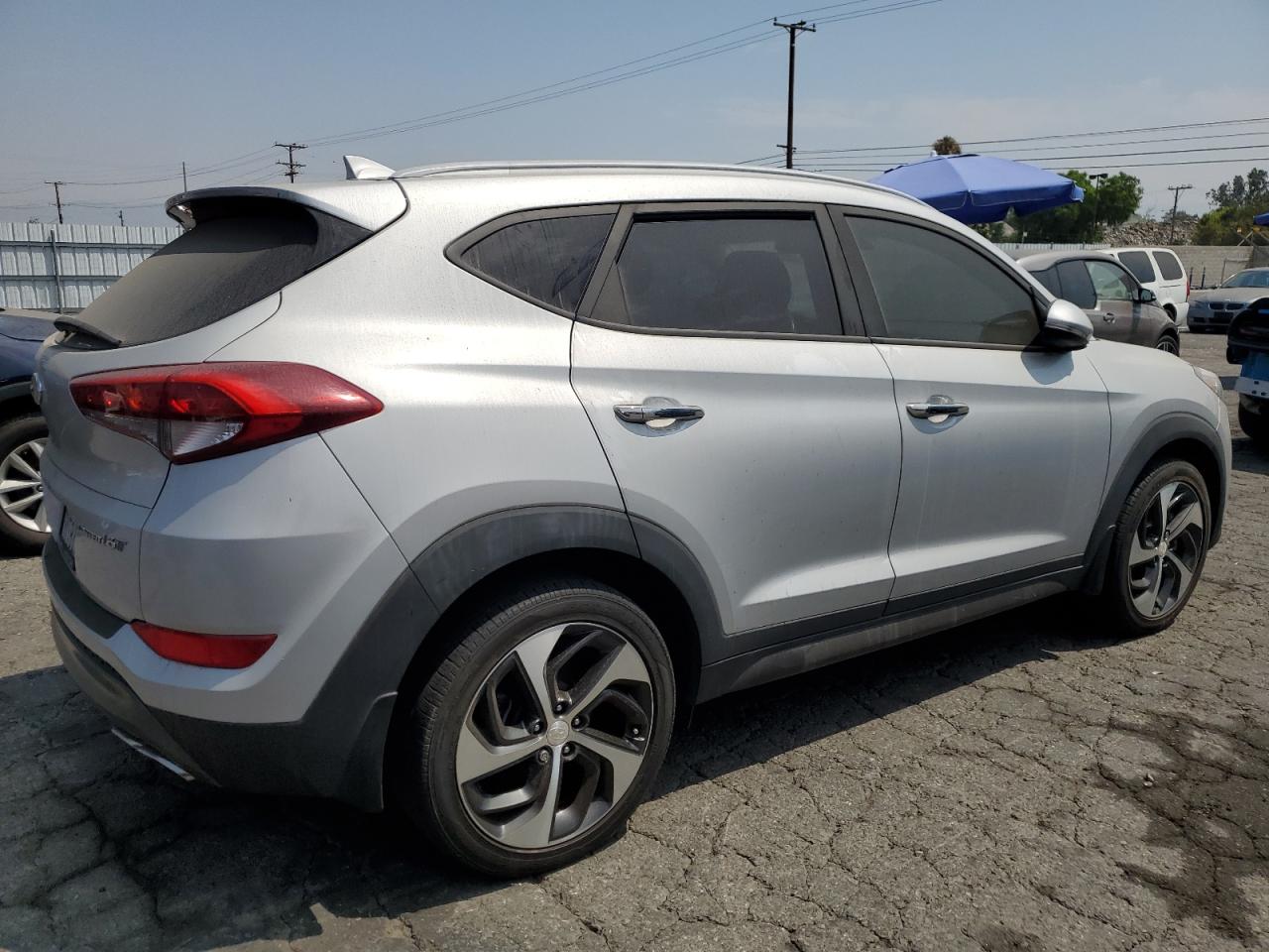 2016 Hyundai Tucson Limited vin: KM8J33A22GU166984