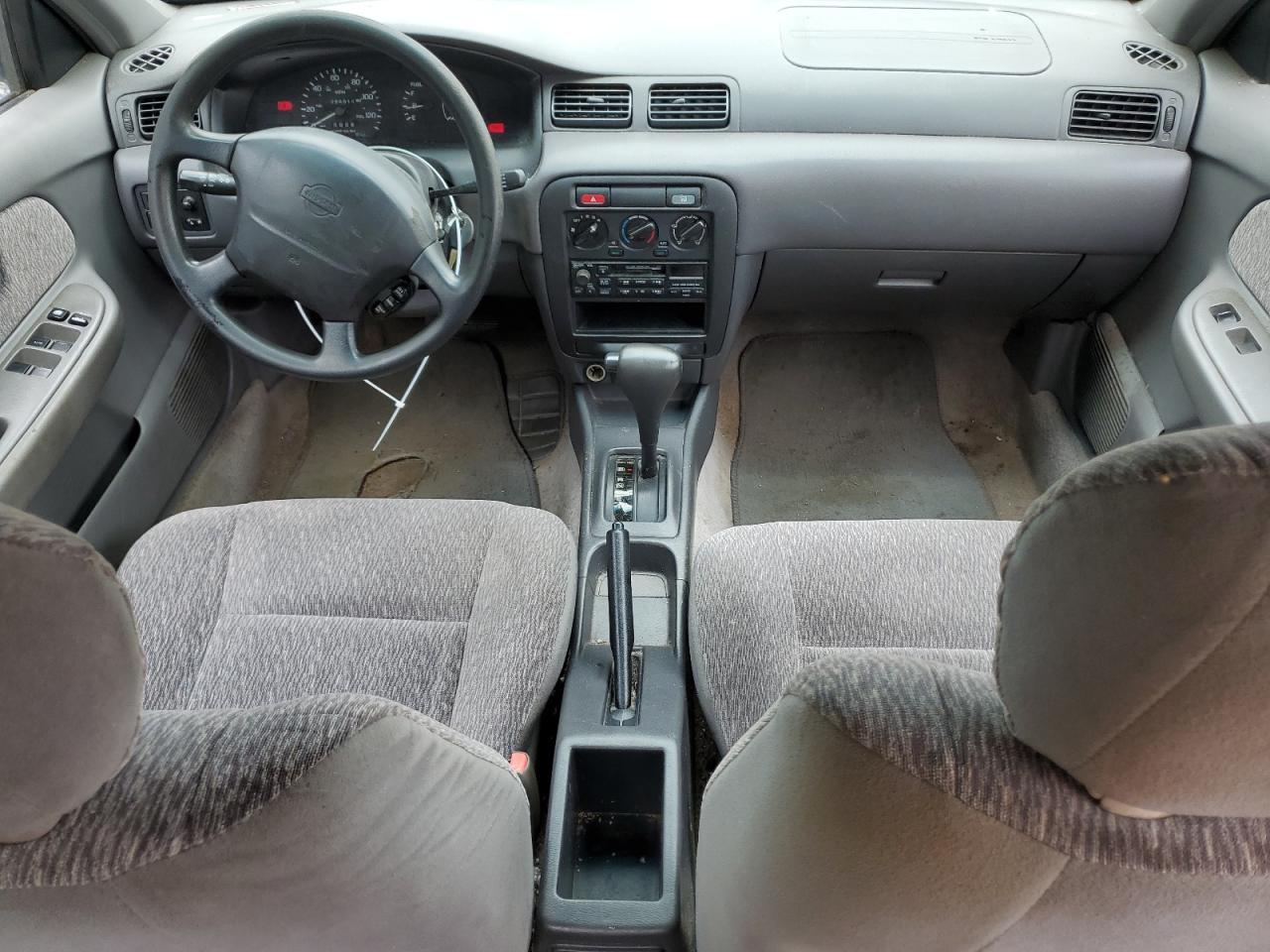 1N4AB41D5WC704537 1998 Nissan Sentra E