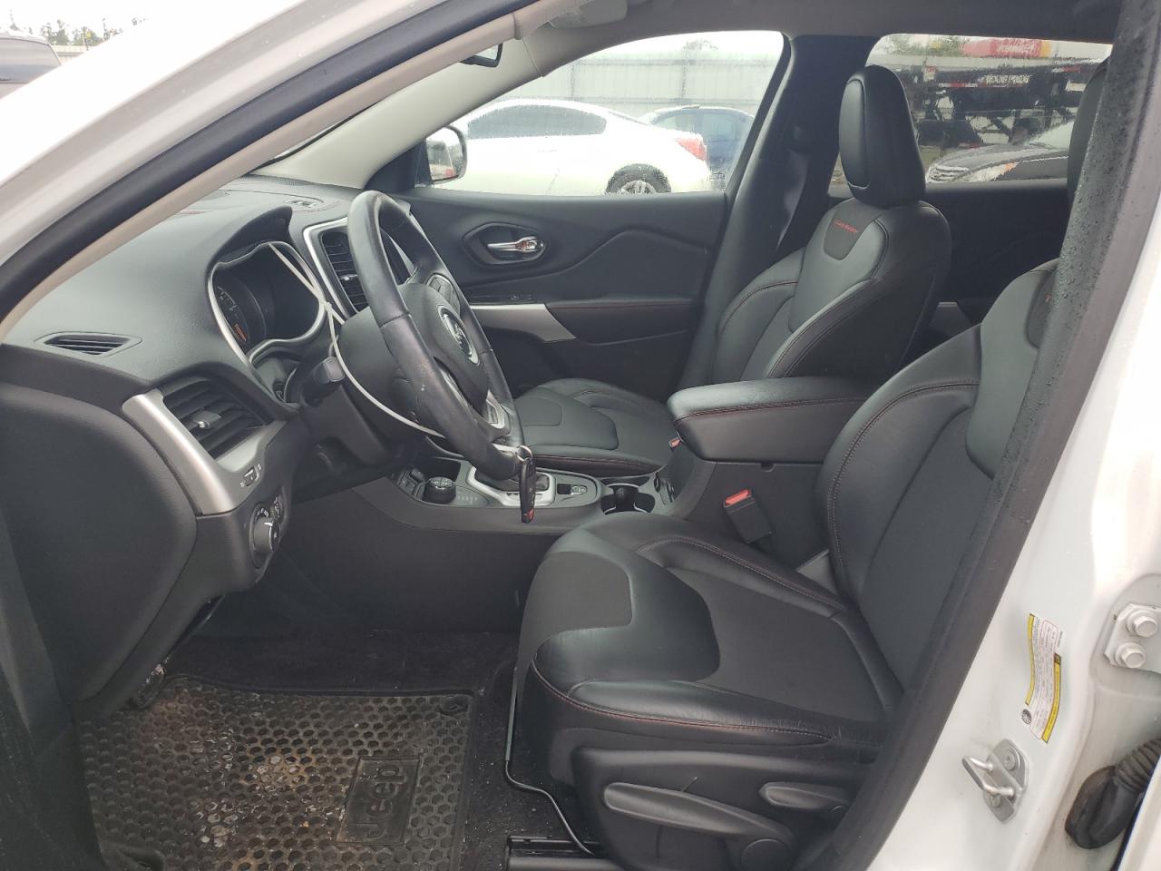 1C4PJMBS5HW570280 2017 Jeep Cherokee Trailhawk