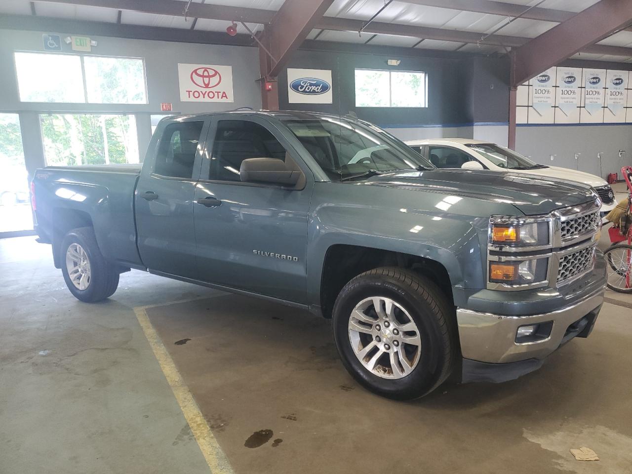 2014 Chevrolet Silverado K1500 Lt vin: 1GCVKREC0EZ346155