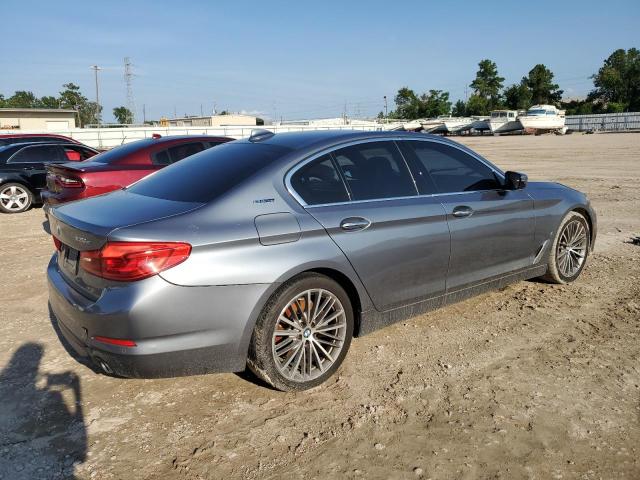 VIN WBAJB1C54JB085293 2018 BMW 5 Series, 530XE no.3