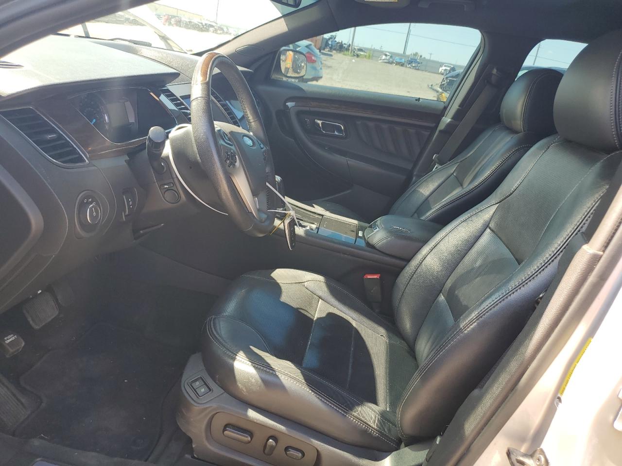 1FAHP2F87HG102427 2017 Ford Taurus Limited