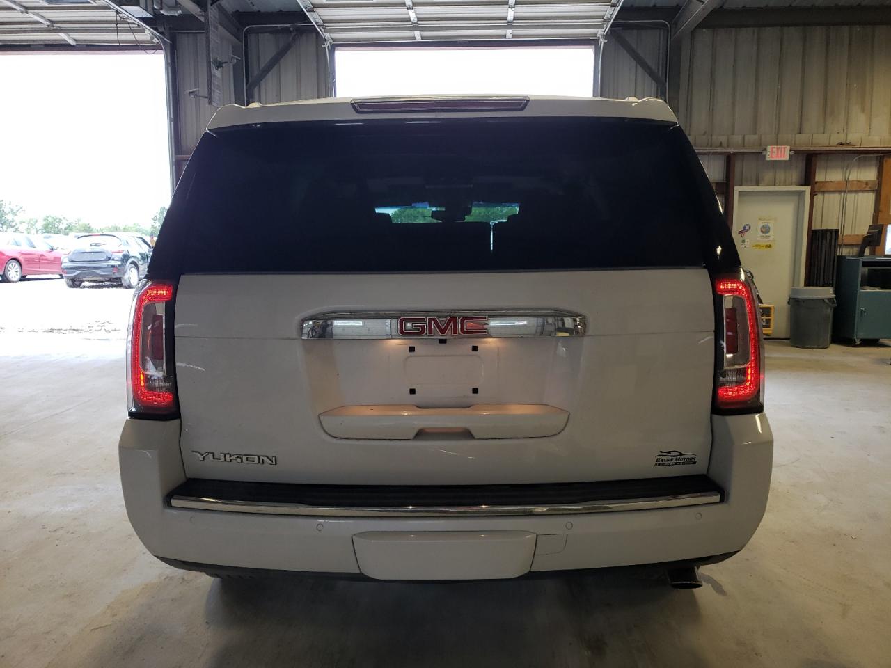 1GKS2CKJ7KR197925 2019 GMC Yukon Denali