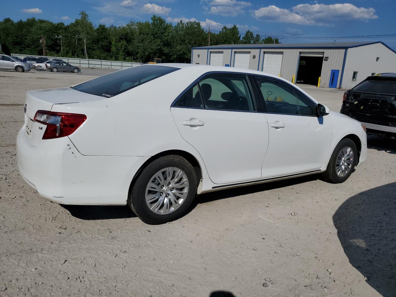 2014 Toyota Camry L vin: 4T4BF1FK6ER383384