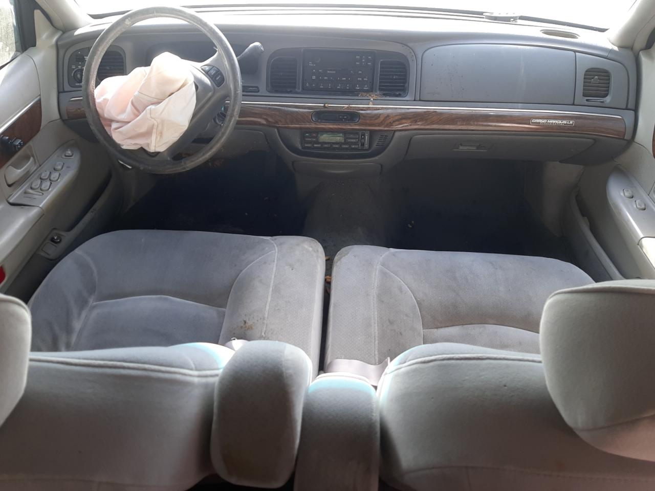 2MEFM75W0WX635717 1998 Mercury Grand Marquis Ls