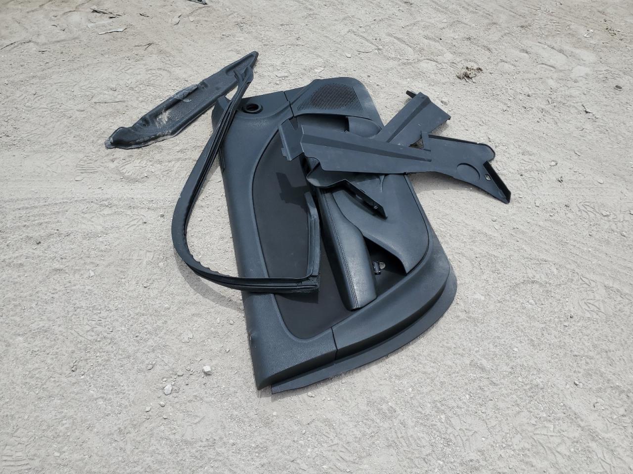 2C3CDZAG0KH530201 2019 Dodge Challenger Sxt