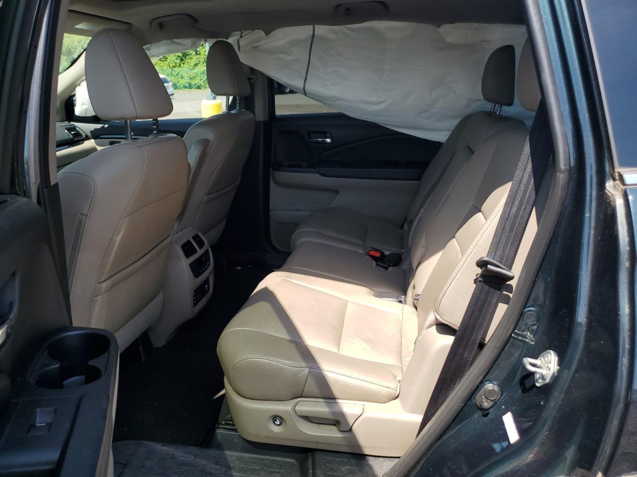 5FNYF6H90GB090687 2016 Honda Pilot Touring