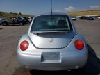 VOLKSWAGEN NEW BEETLE photo