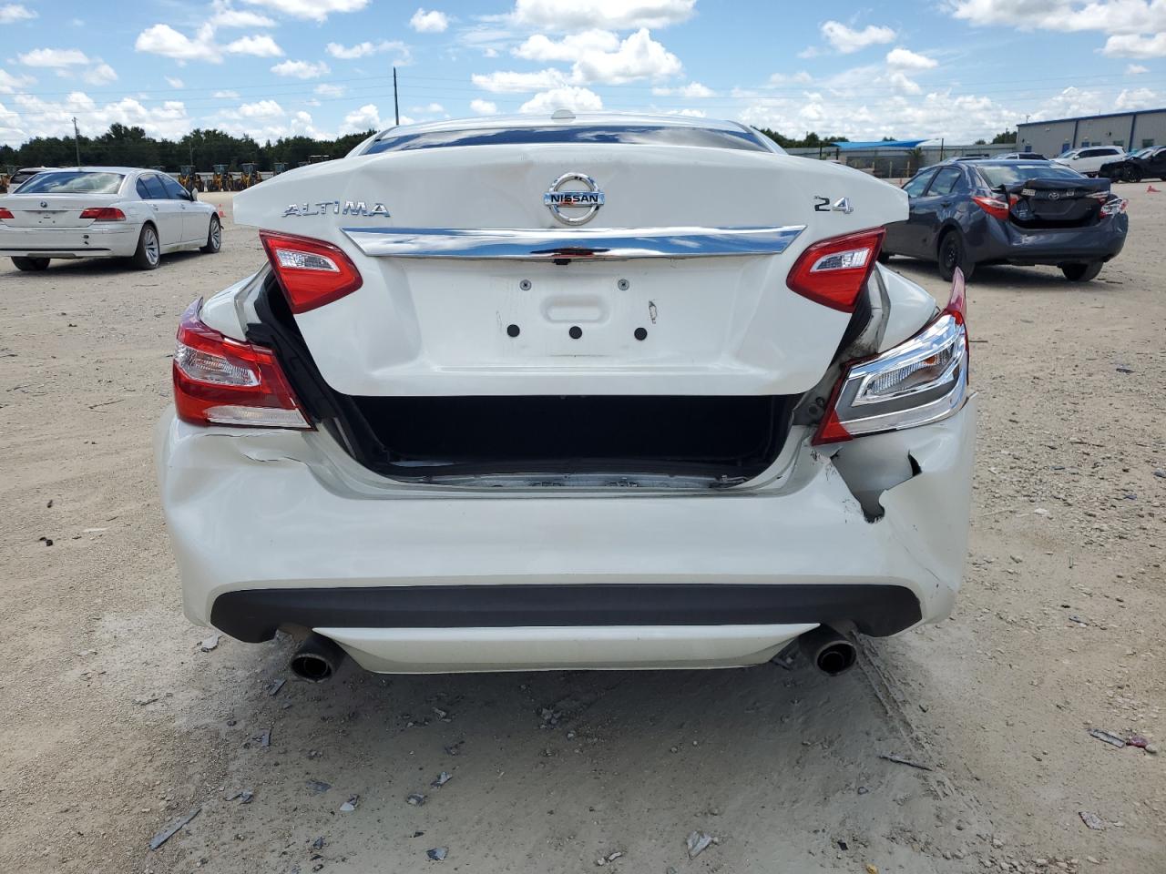 1N4AL3AP5HC488628 2017 Nissan Altima 2.5