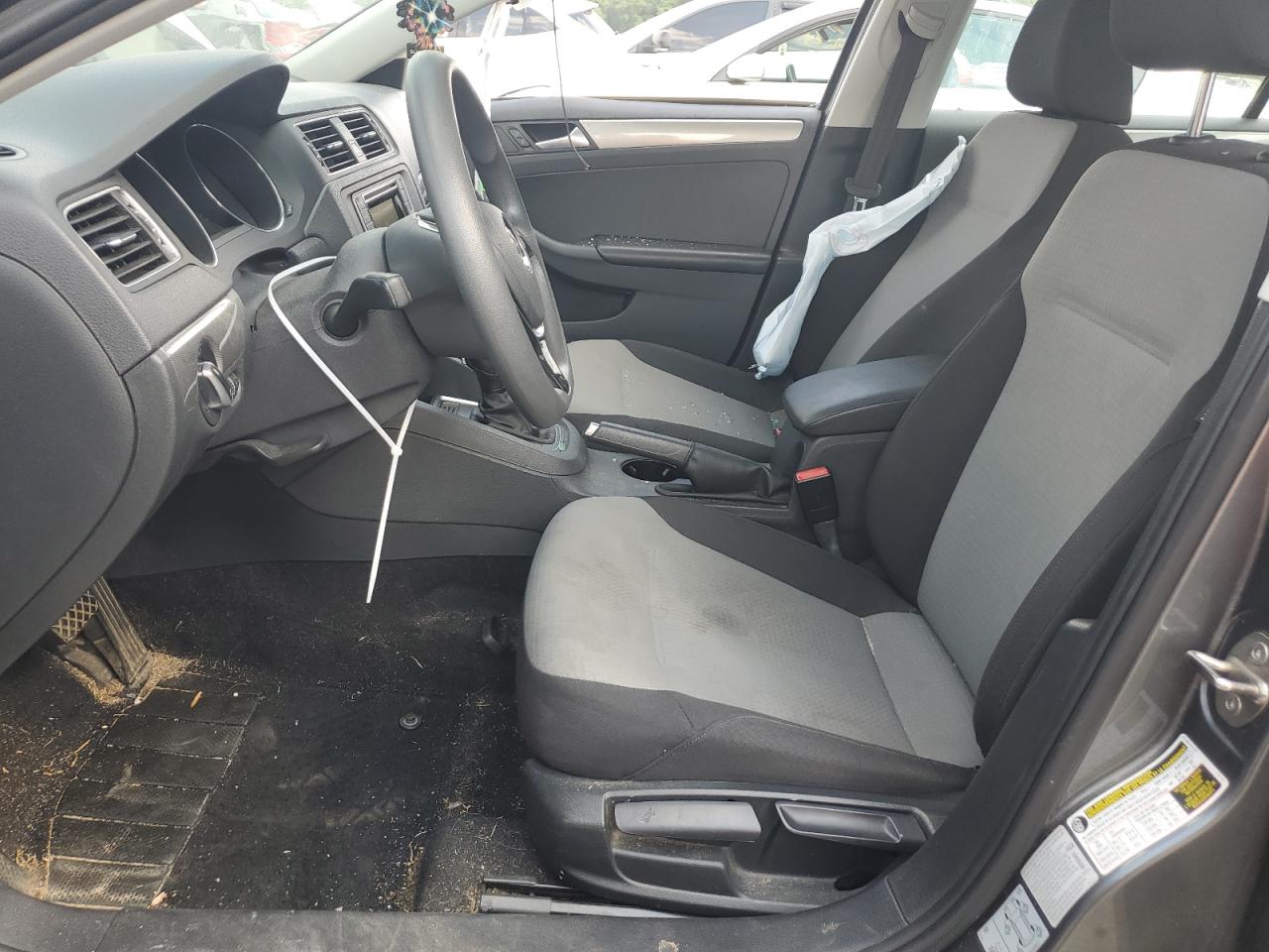 3VW2B7AJ6HM373004 2017 Volkswagen Jetta S