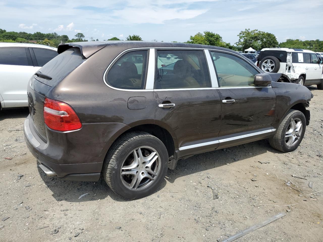 WP1AA2AP6ALA04996 2010 Porsche Cayenne