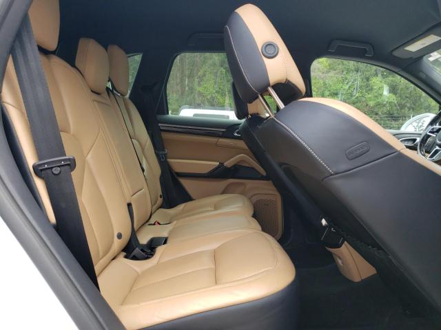 2016 PORSCHE CAYENNE - WP1AA2A20GKA15415