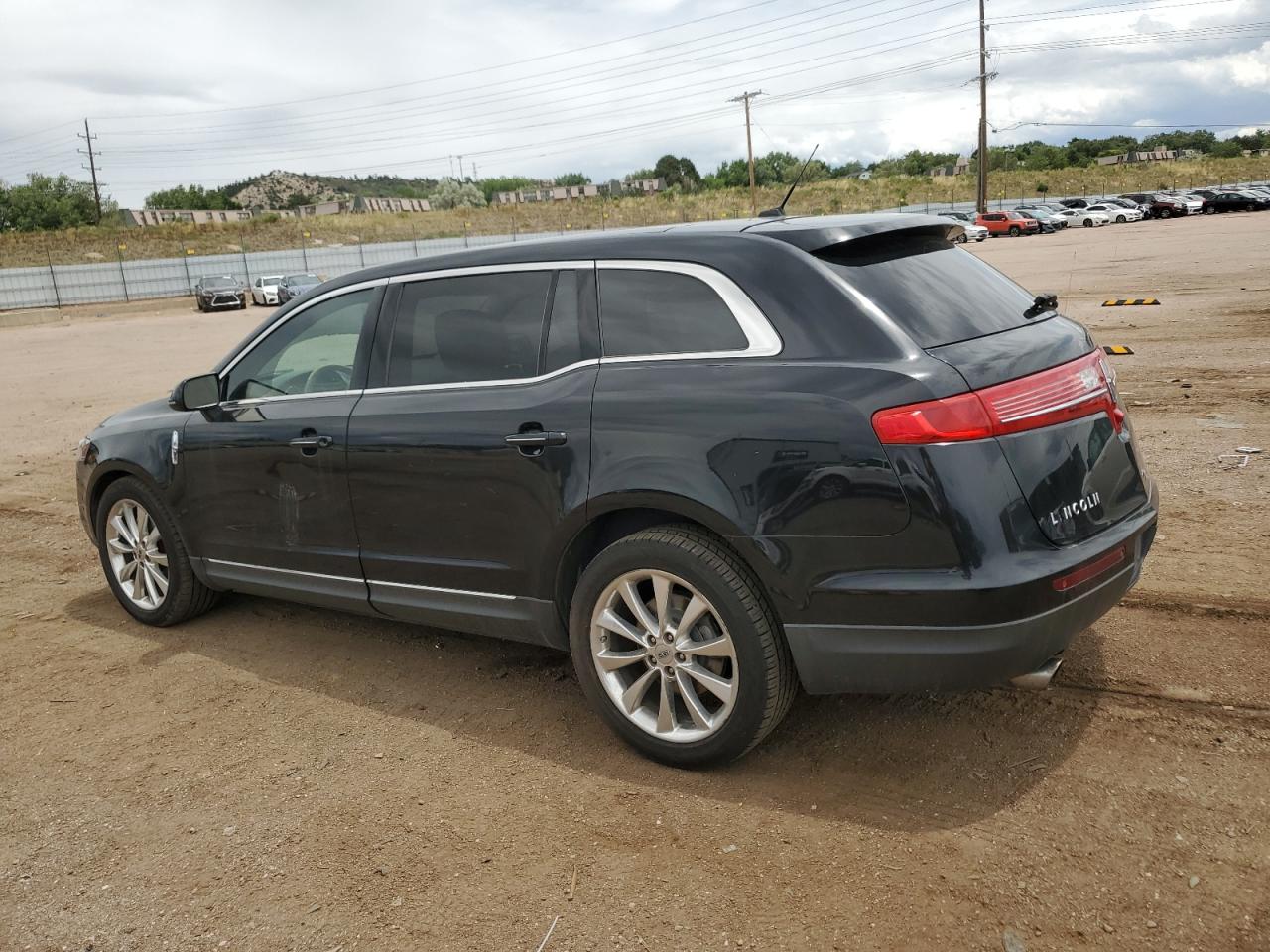 2LMHJ5AT9ABJ14374 2010 Lincoln Mkt