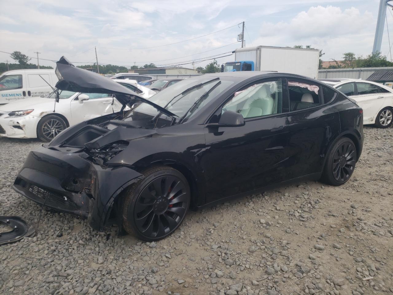 Tesla Model Y 2024 