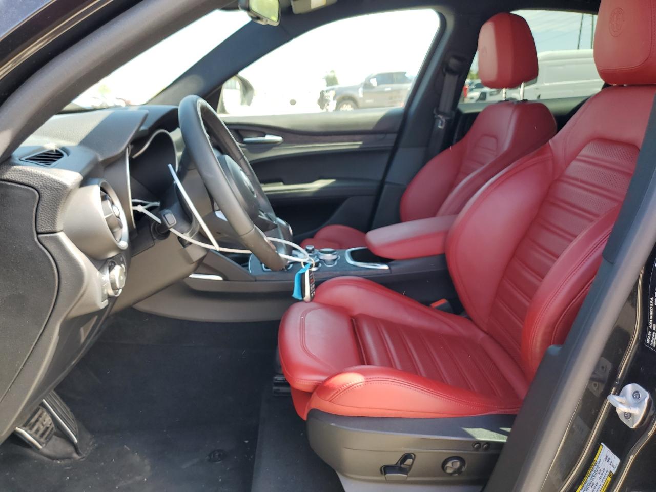 ZASPAJAN0P7D56114 2023 Alfa Romeo Stelvio Sprint