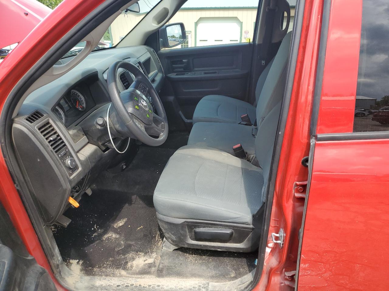 1C6RR7FG8KS578033 2019 Ram 1500 Classic Tradesman