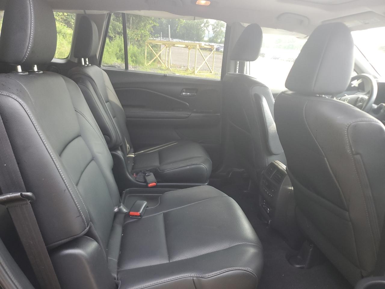 5FNYF6H0XGB041692 2016 Honda Pilot Elite