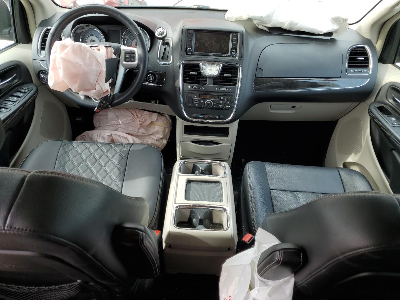 2C4RC1CG5FR674592 2015 Chrysler Town & Country Touring L