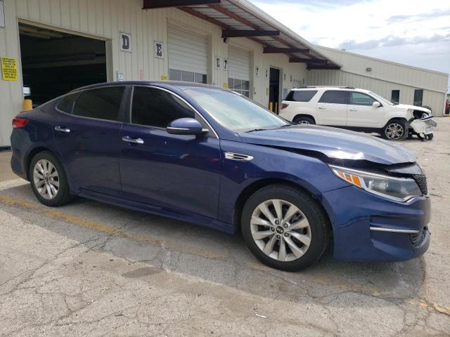 VIN 5XXGT4L30HG140594 2017 KIA Optima, LX no.4