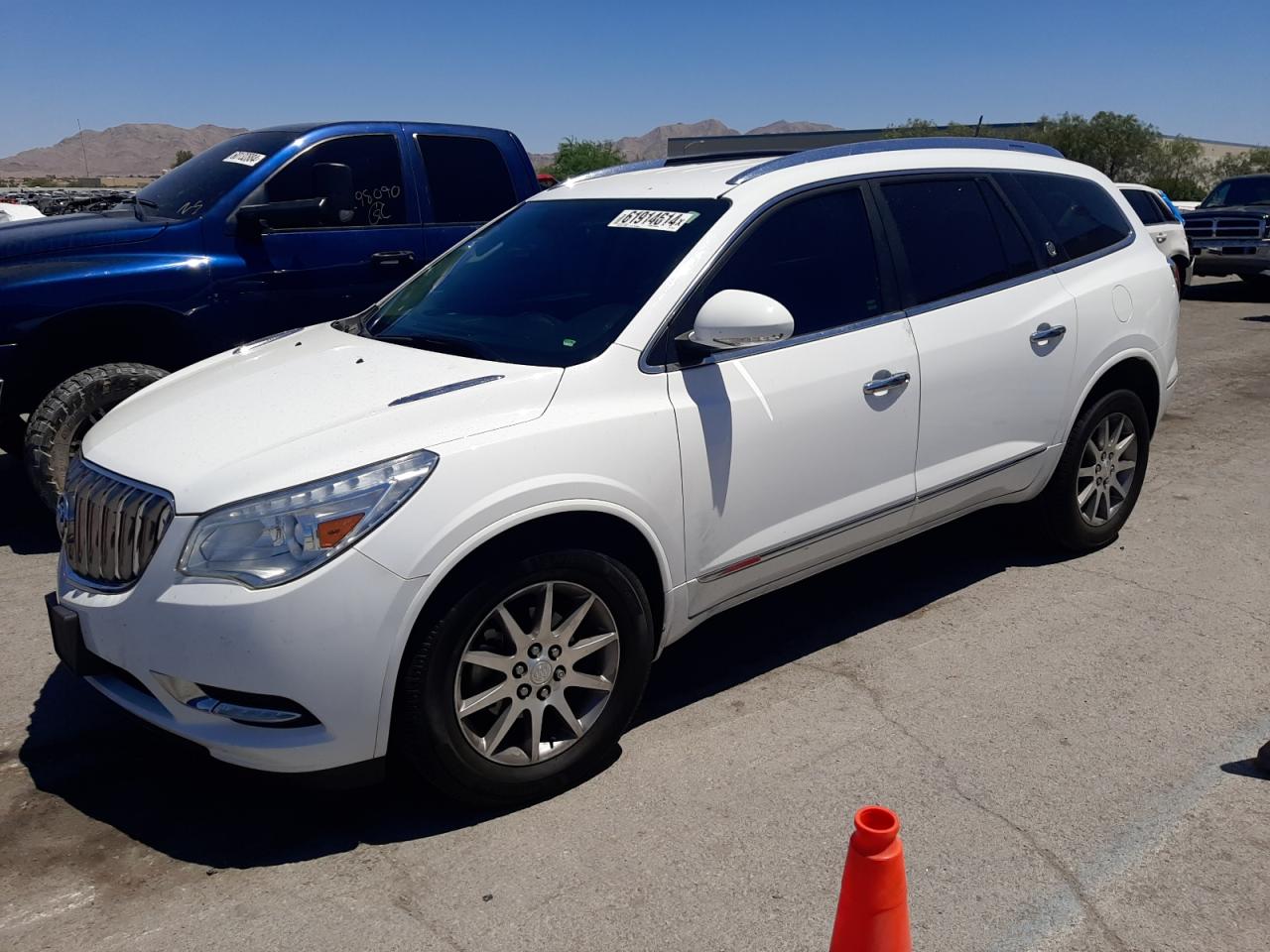 2016 Buick Enclave vin: 5GAKRBKD8GJ346412