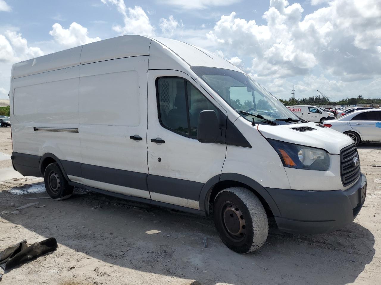 Lot #2926074716 2017 FORD TRANSIT T-